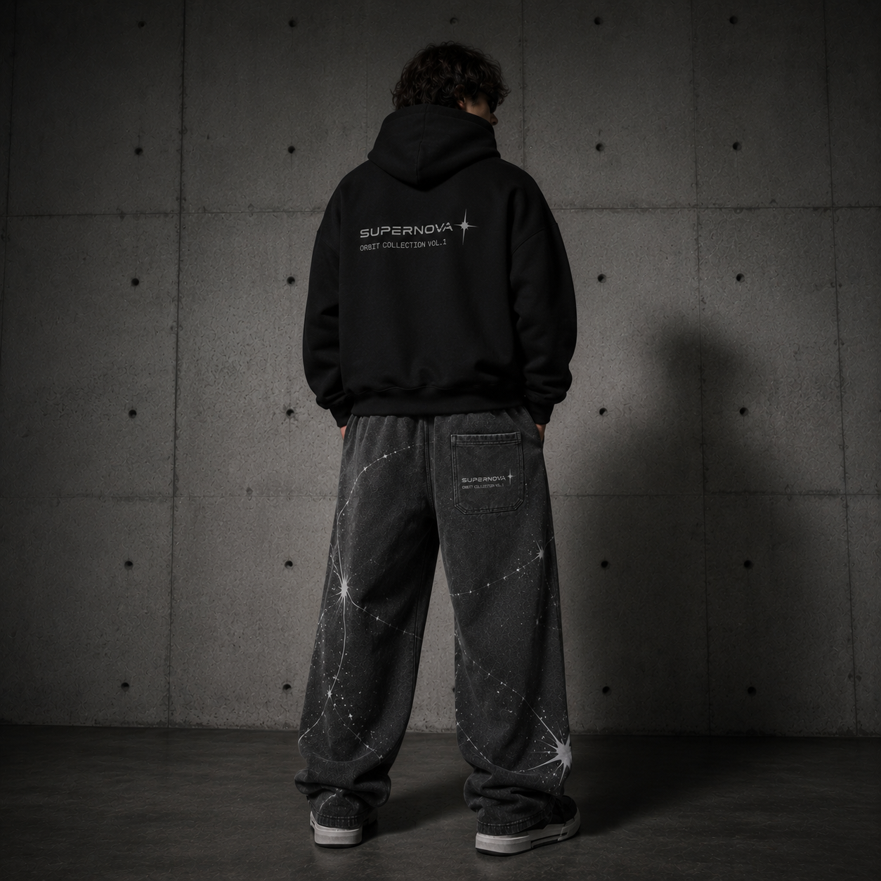 SUPERNOVA Orbit Flare Sweatpants - Washed Black