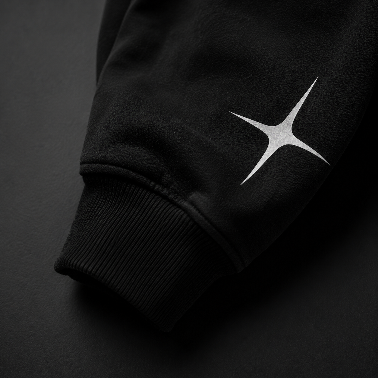 SUPERNOVA ORBIT ZIP HOODIE - BLACK